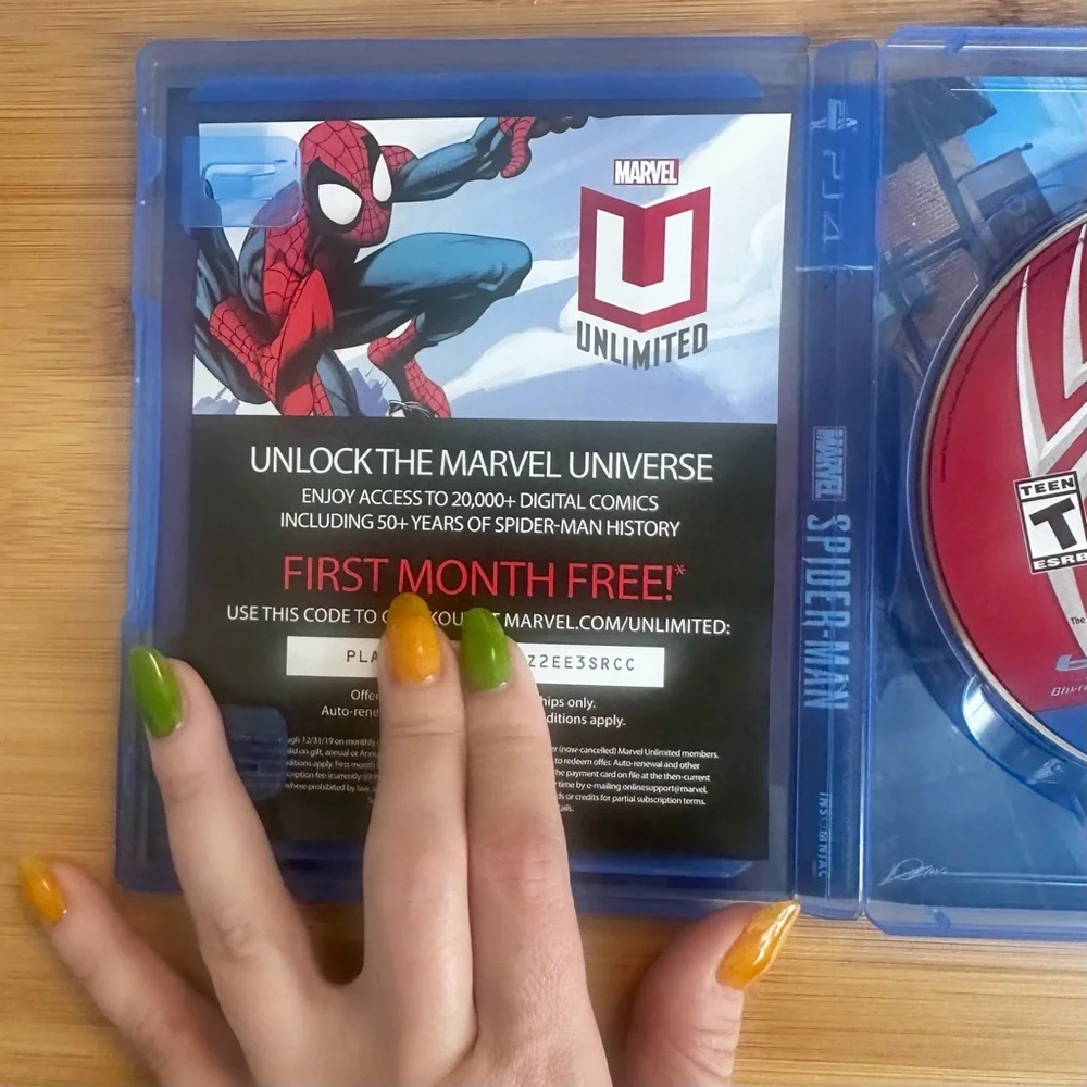 SPIDERMAN ps4 Video Game Insomniac Games Spider-Man